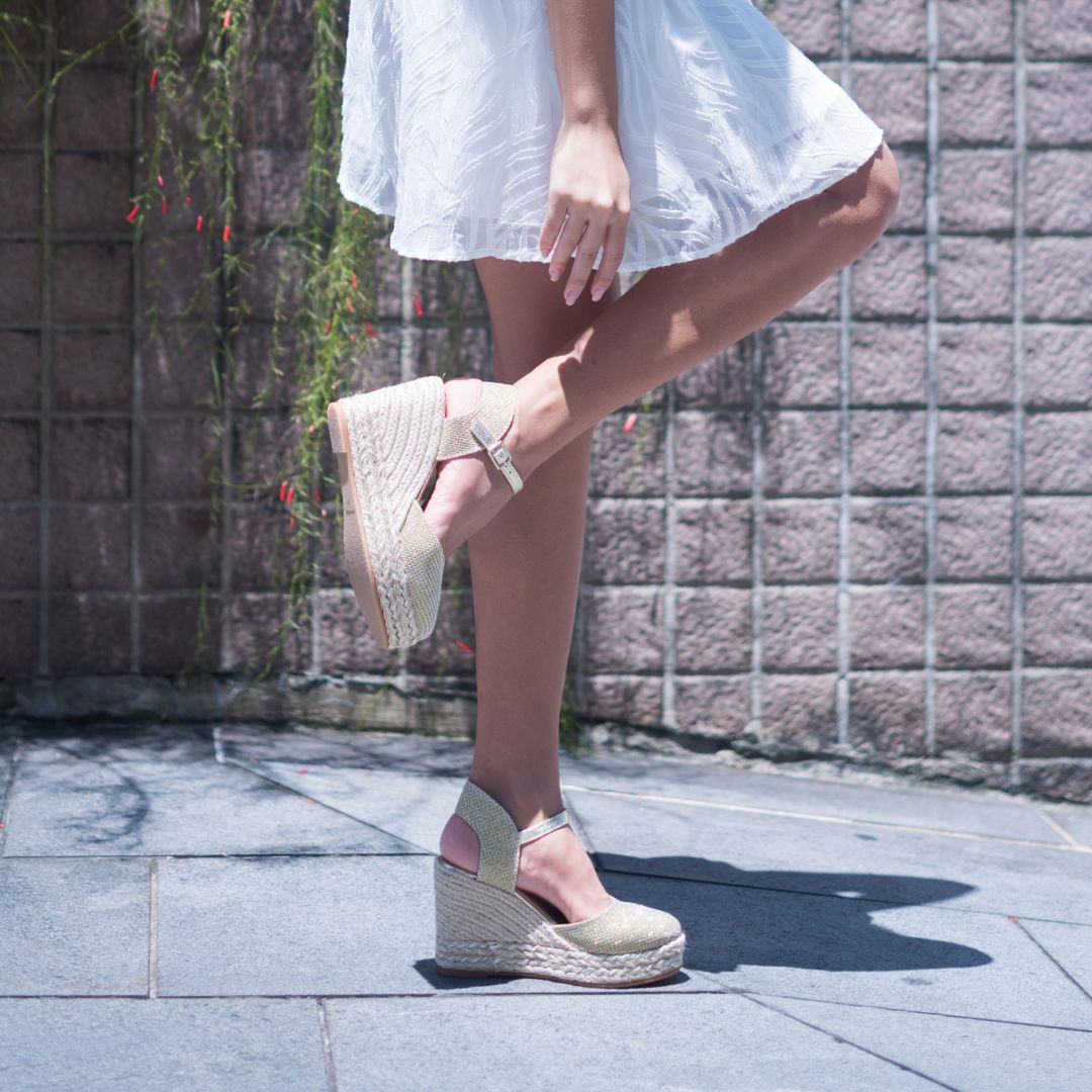 TIRI Gold espadrilles