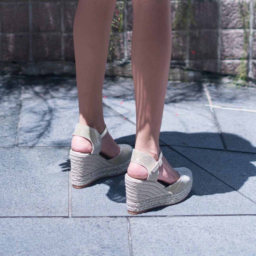 TIRI Gold espadrilles